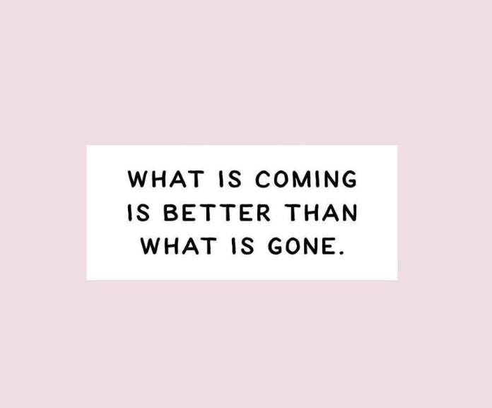 TaroTweetersGem's tweet photo. Someone needs reminding that "What is coming is better than what is gone."💖✨
#MidweekWord #affirmation #lawofattraction #manifestation #aries #taurus #gemini #cancer #leo #virgo #libra #scorpio #sagittarius #capricorn #aquarius #pisces #astrology #horoscope #tarot https://t.co/fW24m91pq2