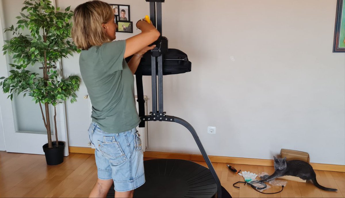 Carlos Bolívar tweet media