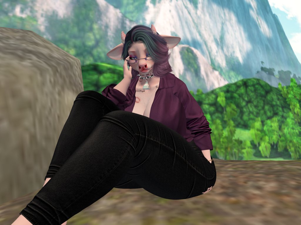 DanaTheMoo's tweet photo. just sitting around pondering what to do.... #danathemoo #aboredbrat #shennigans #nohammerinotdrinkingmywater https://t.co/IH9AU43Ljp