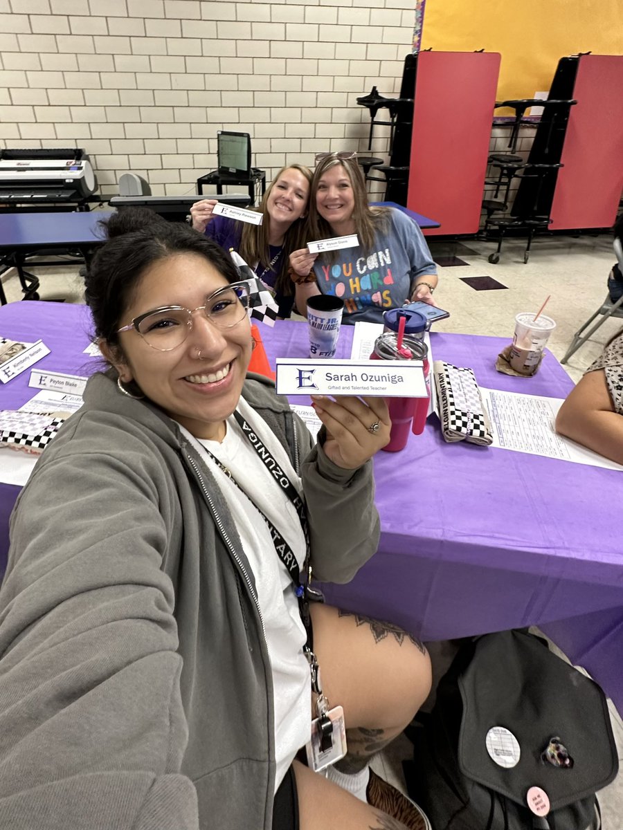 First day back!! #OIPS <a href="/ELGINISD_EE/">Elgin Elementary School</a> <a href="/ashleyrawson12/">Ashley Rawson</a>