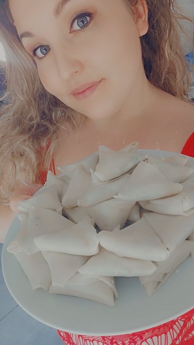 J'ai fait de bon samoussas ce matin. Qui aime &ccedil;a ? https://t.co/svGP4cSzrE<a href="/tag/escorte"class="tags"><span>#escorte</span></a>