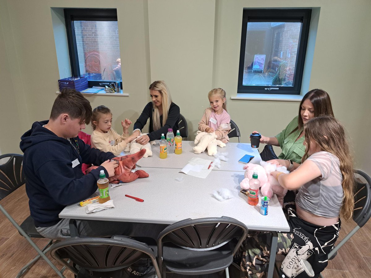 Making plans for this afternoon in #Middlesbrough ? Come to the farm to see all our lovely animals and make your very own cuddly farm friend in our family-fun workshops. Our next session is at 2pm TODAY. Or book ahead for Thursday at 11am or 2pm 👇 newhamgrangefarm.co.uk