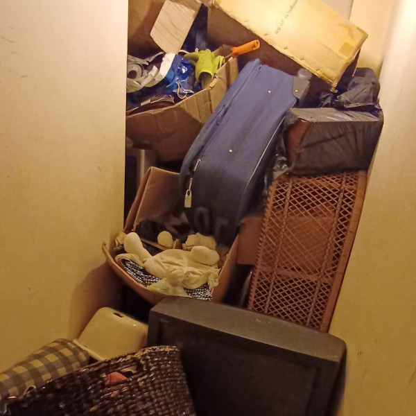 _TMSLtd's tweet photo. Our house clearance team were out in force again recently, tackling a house in Ashton which had been vacated, leaving piles of rubbish and mess behind. Check out the full story here.

https://t.co/N5tIs8qaur https://t.co/p2kN0eW3GF
