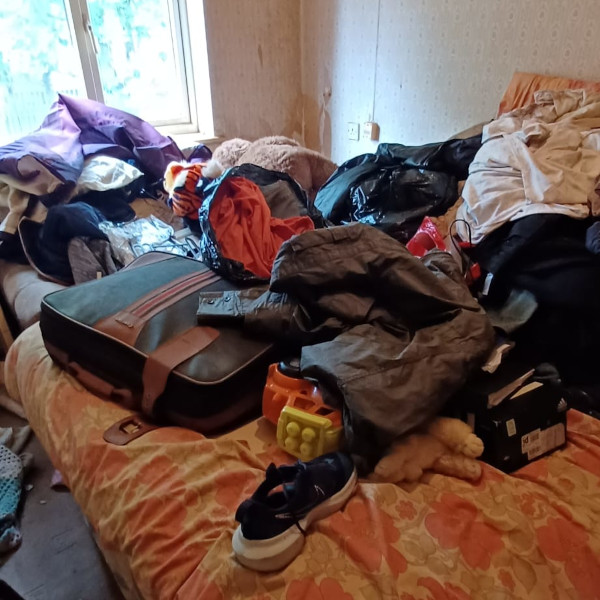 _TMSLtd's tweet photo. Our house clearance team were out in force again recently, tackling a house in Ashton which had been vacated, leaving piles of rubbish and mess behind. Check out the full story here.

https://t.co/N5tIs8qaur https://t.co/p2kN0eW3GF