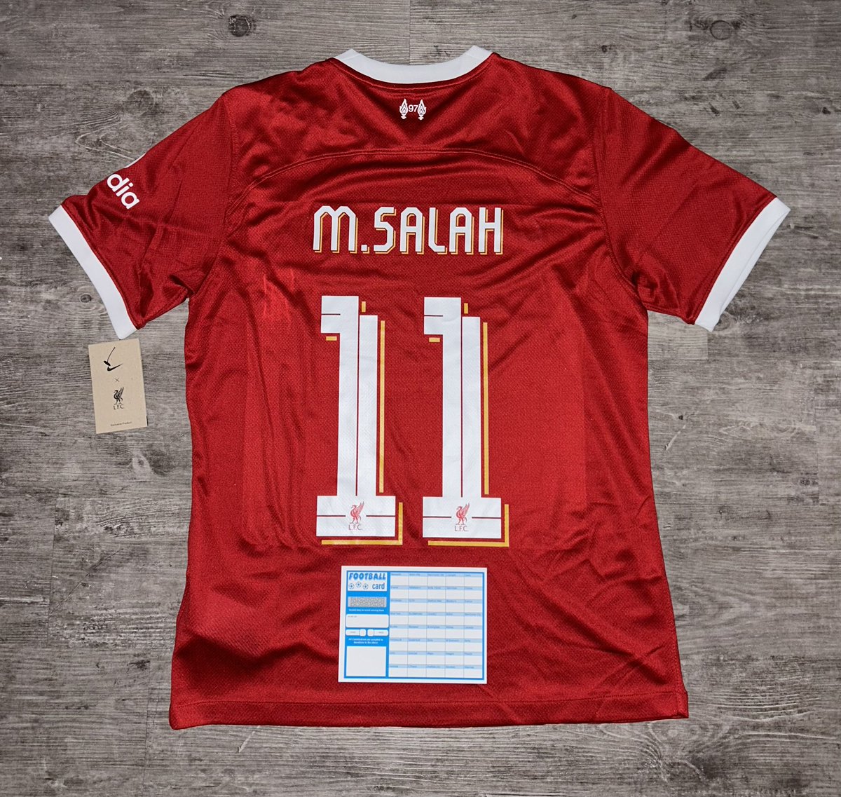 🇪🇬 RAFFLE! 🇪🇬
-
Here we have Liverpool’s new home shirt for the 23/24 season, BNWT, medium and the Egyptian King on the reverse! 👑

Spaces on this one are £2 a go, drop me a message or comment below if your wanting to get involved.

Good Luck!