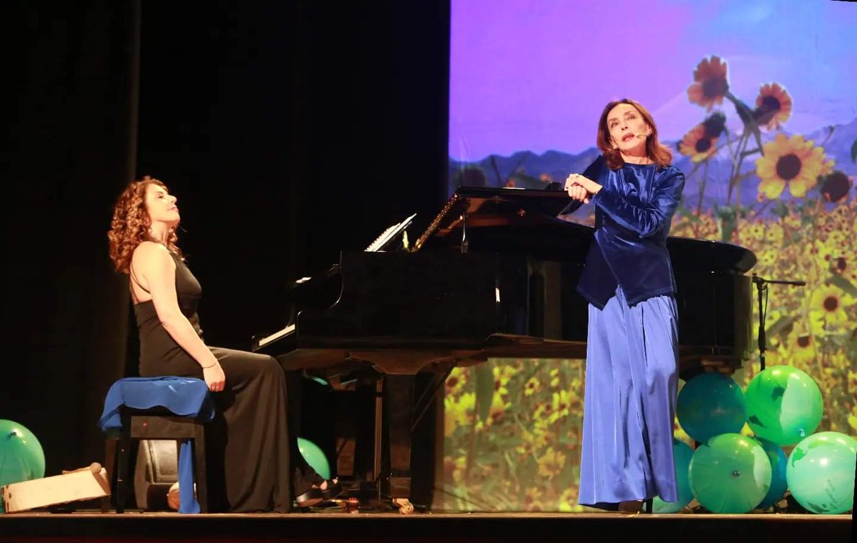 MROmaggio's tweet photo. #CASAPIANETATERRA #teatrocapovolto _Trento #mercoledì9agosto_21e15 #rassegnaAntropocene
#viaggio_parole_musica_immagini @mariarosariaomaggio @CriPegoraro @oscar.bonelli.1 @minolafranca @stefano_berti_sbs @altacademy1 
@ALTAcademy #Viaggio #ecologialetteraria https://t.co/ebxfS1SoEd