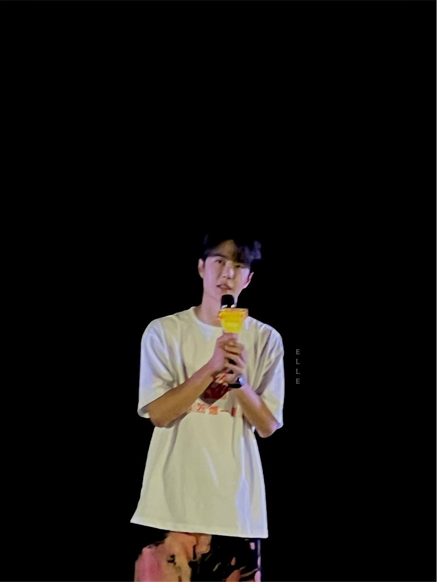 moonoi_naaa's tweet photo. ฮื้ออออออออ เราคอมพลีทแล้วป๋อออออ 
หล่อมากกกกก น่ารักมากกกกก 

 #wangyibo_oneandonlyTH
#ประเทศไทยมีหวังอี้ป๋อเเล้ว https://t.co/ynxjcr1QEj