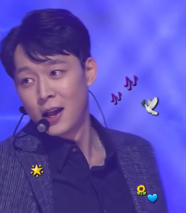 aidadagherlb's tweet photo. If you cry today, my heart warns me of your pain.. 💔 Stop crying and be worry Yuchunnie.. You have to draw strength from the powerful love of your fans who are always by your side!🙏🏻🌻💙✨️❤️💫🕊☯️🍀🎐 #YUCHUN #YUCHUN_SIGNAL2 @logbookofficial #alwayswithYU https://t.co/LyK7ibnxga