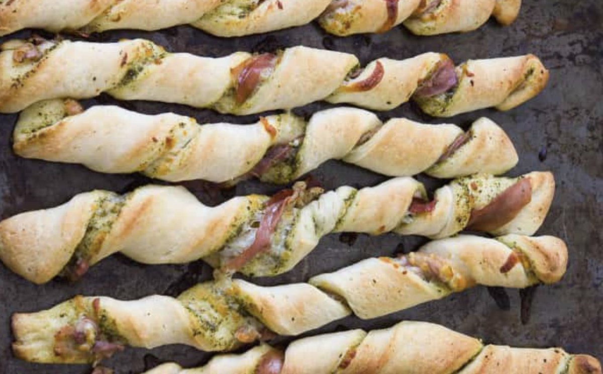 SaposyPrincesas's tweet photo. ¿Te animas con un plato internacional para cenar esta noche? 6 Recetas fáciles de deliciosa cocina italiana

https://t.co/bw8QlYEwAq

#RecetasDelMundo #CocinaItaliana https://t.co/39aZzkU2Uq