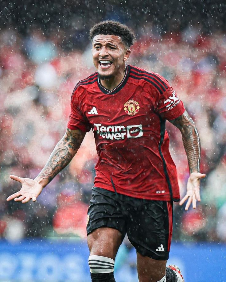 Morning gain Manchester United ❤️🔴 Drop your @ and follow each other. Like and RT for others ❤️🔴