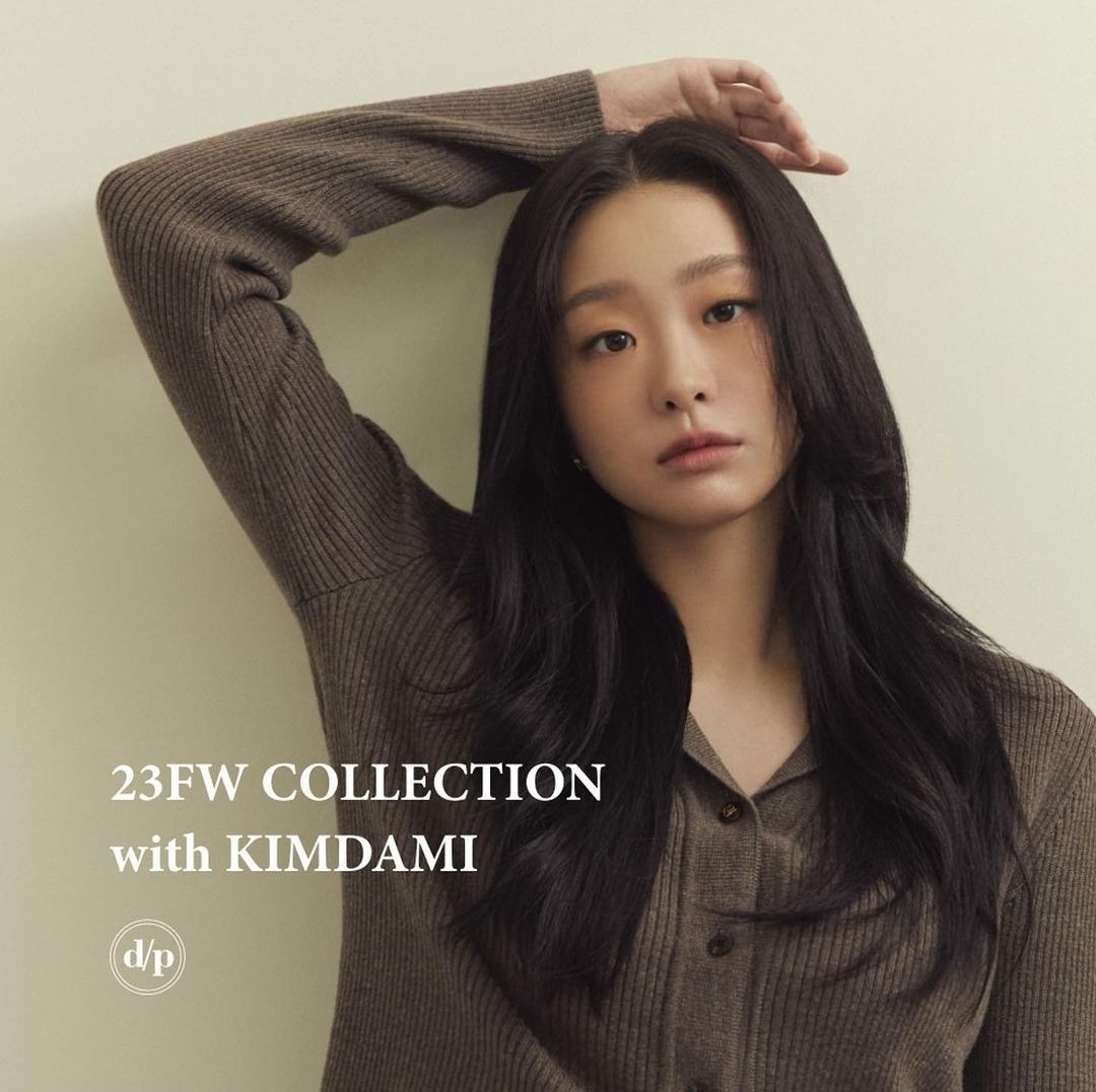 u0x0usg's tweet photo. 가을이오네요 🍂 https://t.co/WYqq0o18cq