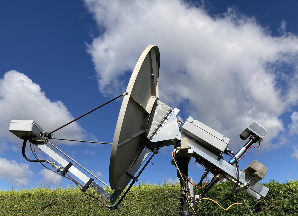 G8GKA's tweet photo. The new setup works. Moon noise measured at 0.5dB, and today I completed my first 10GHz EME Q65-60D contact with Jan, PA0PLY. 😃
Now to improve the AZ tracking and review the cooling of the box.
Fun on the #GHz_Bands https://t.co/xv1wpxR8XQ