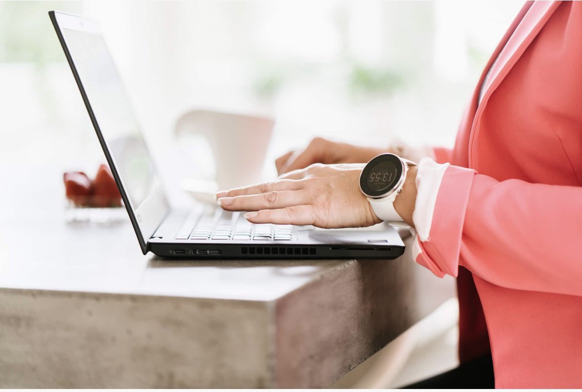 Asiantuntijapalvelut – liiketoiminta-alueen liikevaihto kasvoi, kohtuullinen suoritus haastavassa markkinassa. Etenkin työllisyyspalveluiden, henkilöstötutkimuksien sekä johtamisen valmennusten kysyntä oli myönteistä. #eezy #q22023