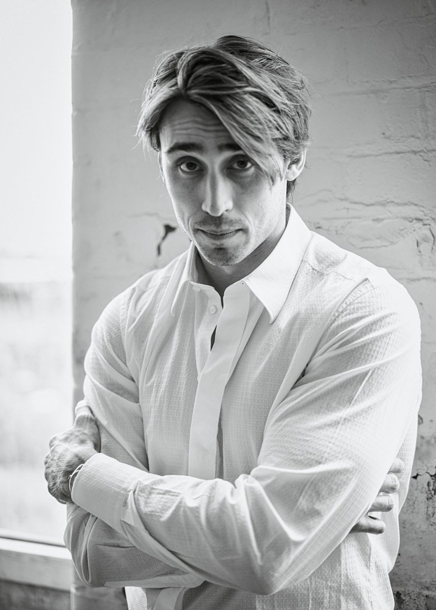 EdwardMaximili2's tweet photo. Couple new shots from Sunday with the brilliant @kennybrown71 
Actor Represented by @Birdstontalent1 
#actor #modelling https://t.co/E7qe63m05v