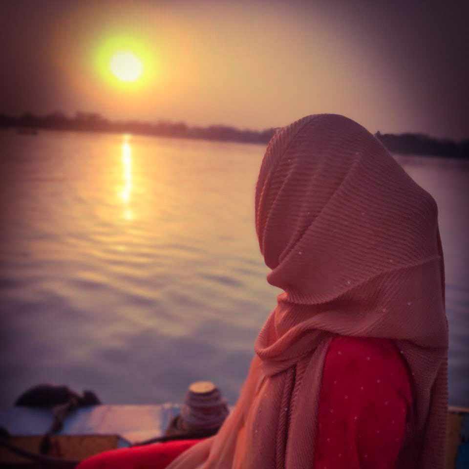 Chowdhuryimrann's tweet image. In life, we neglect our own good, then we blame Allah. Life is yours, you know what you have to do. Go where your mind is at peace.