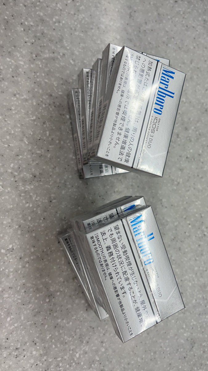 依蓝 tweet media