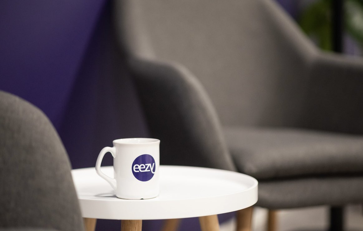 Talousjohtaja Hannu Nyman kävi läpi talousluvut. Velkaisuutemme on suunnilleen samalla tasolla kuin viime vuonna. Omavaraisuusasteemme 51,6%.