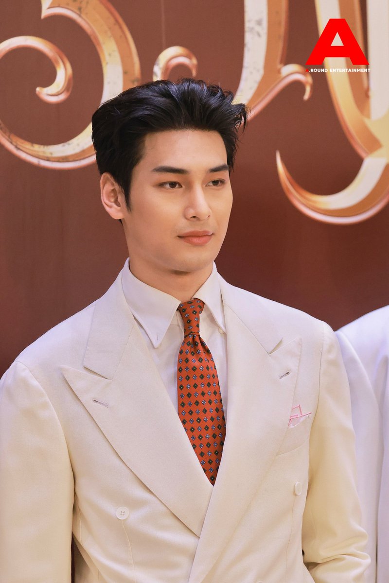 around_ent's tweet photo. 2 นักแสดงนำ​ของเรื่อง​ "มาย​ ภาคภูมิ" และ​ "อาโป​ ณัฐวิญญ์" ในงาน​แถลงข่าวภาพยนตร์ "แมนสรวง"

CHATKHEM STORY BEGINS #ManSuang_Presscon
#แมนสรวง #ManSuang
#Nnattawin #MilePhakphum
#มายอาโป #MileApo https://t.co/oUISUWU5KW