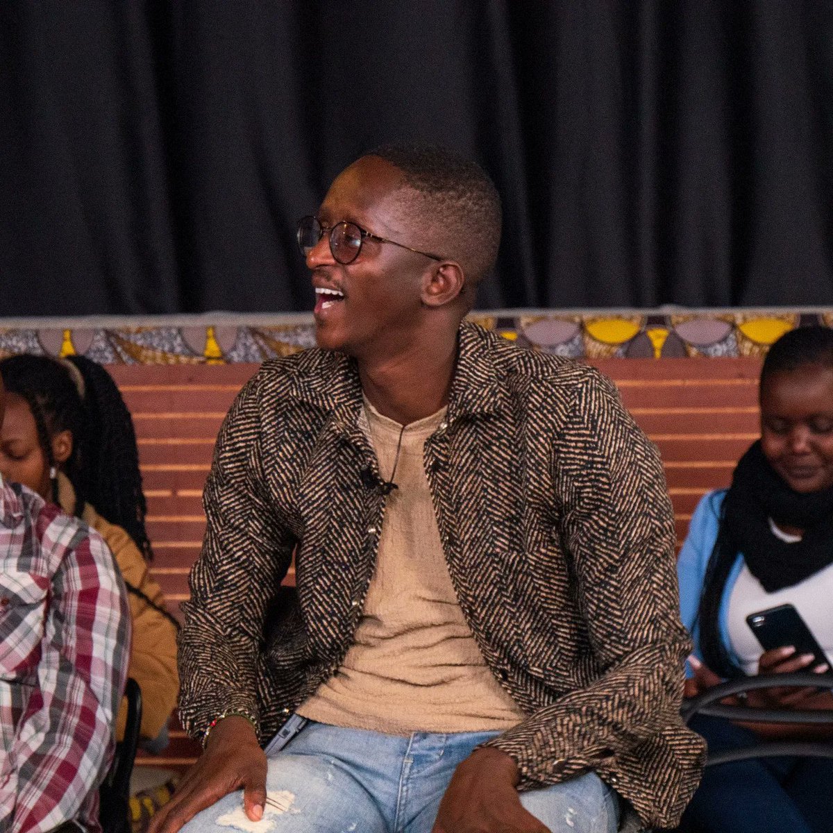semabox's tweet photo. A big shout out to the panelists and the amazing audience that made our "Welcome To My Hustle" Townhall a success. Incase you missed it, visit our YouTube channel to watch the full show.
#SocialNewsRoom #TSNR #SemaBOXCreatorNetwork https://t.co/th2X7PWDm0
