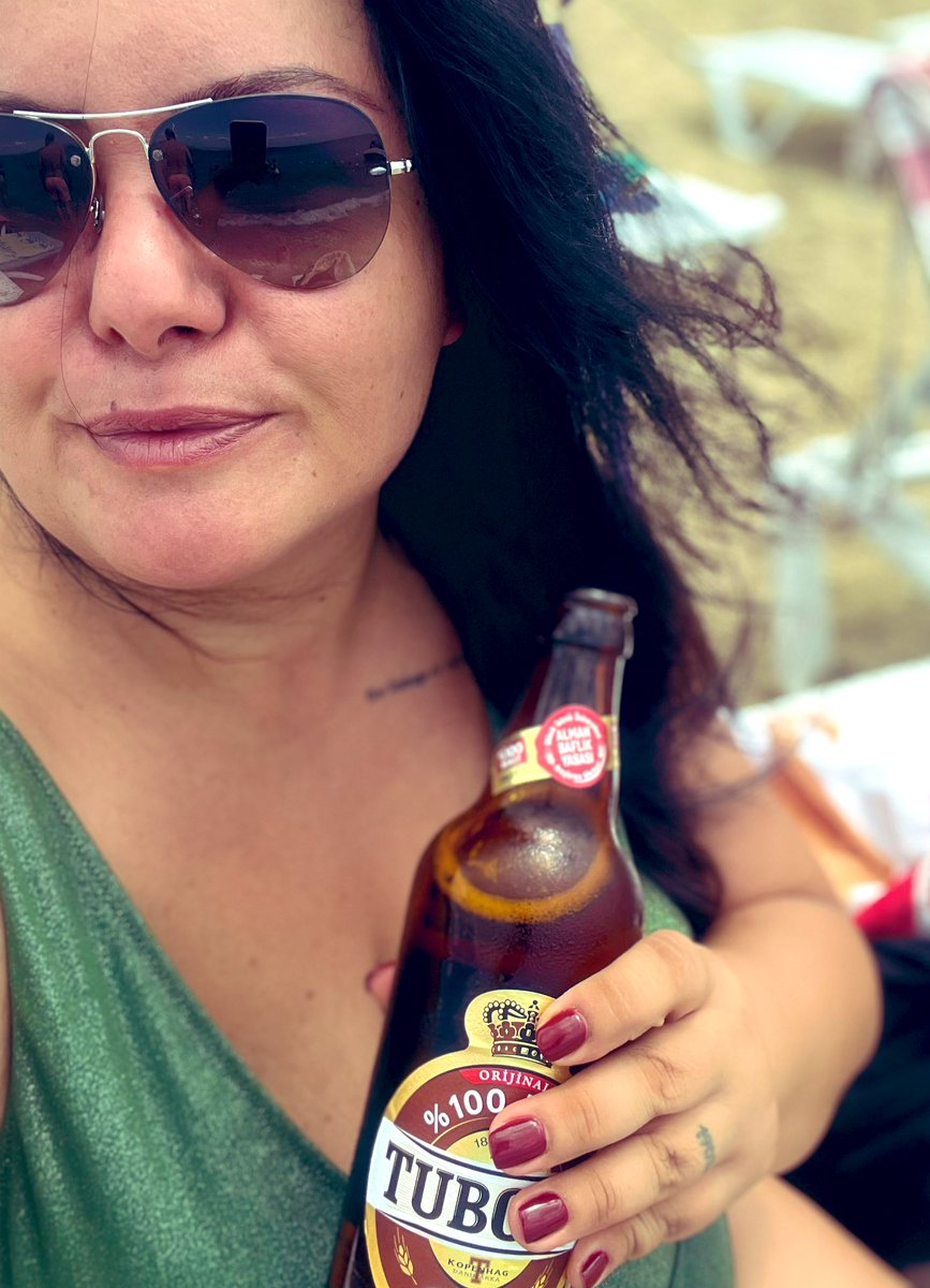 Srny1903s's tweet image. Nerede kalmıştık😀😎

Çalışanlar için üzgünüm 🥳

Sağlığınıza gençler🥳🥳🥂

#salı #tatil #avşa #iyigünler