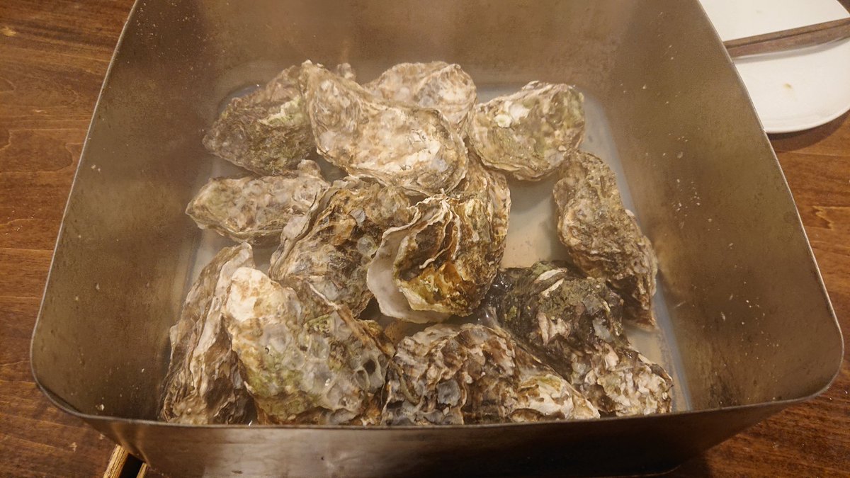 nyanko002's tweet image. #ナカノターナーズ　#広島市　#本通　#牡蠣　#肉
　広島市のナカノターナーズは、肉料理や牡蠣料理などを美味しく、仲間とも和気あいあいと楽しめとてもオススメです！