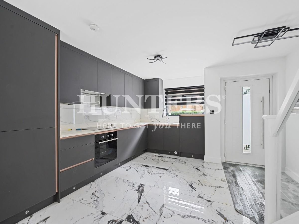 HuntersWestHampstead tweet media