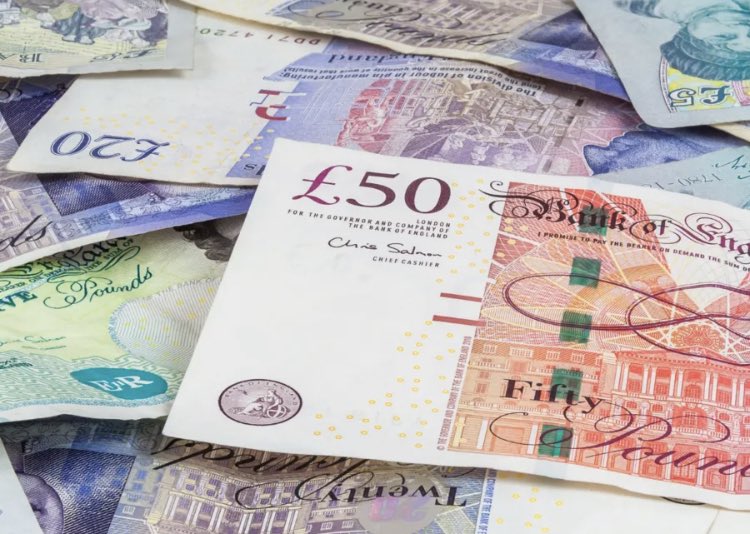 annadabekACS's tweet image. Fines for businesses that knowingly employ illegal migrants are set to triple at the start of 2024 - reviewing your immigration processes now is therefore a priority and @KatSinclairACS would be happy to assist #Immigration #hrprocess #hrpolicy