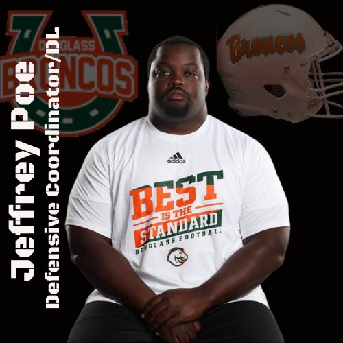coachnatemcpeek's tweet photo. Thoughtful Tuesday I greatly appreciate the work @CoachJeffPoe does for our kids and @FDouglassFB program.  #Relentless23 https://t.co/9ieo8vQiSD