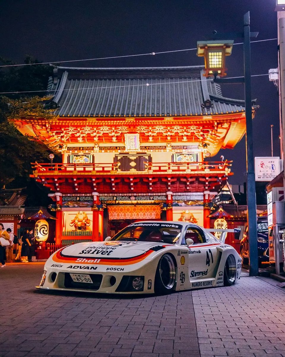 drift_spec's tweet photo. Liberty Walk Rx7 🥵

#jdm #driftcar #driftspec https://t.co/H0w1pbZ3r1