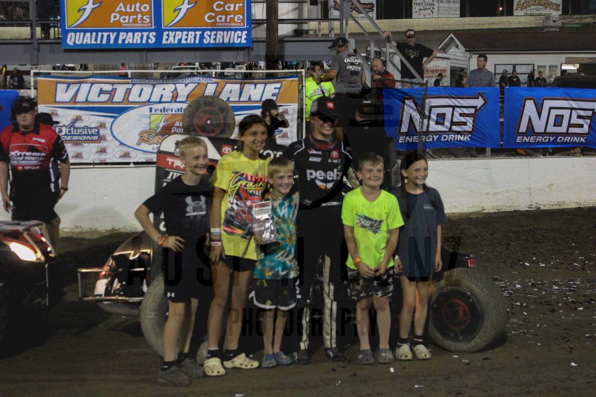 austingonzphoto's tweet photo. 8/5/2023 I-55 Raceway. After Race Interview With
@Xtreme_Outlaw @POWRi_Racing Winner @jadeavedisian .
Qualify 4th, Finished 2nd.
Fastest Lap Time 13.432.
Heat Started 3rd, Finished 1st.
Feature Started 6th, Finished 1st.
Collected The $5,000 Paycheck. https://t.co/SPRM5hi8lM