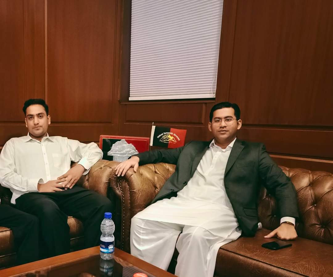 HopeForPeace0's tweet photo. Met with the Advisor to the Foreign Affairs Committee of the National Assembly of Pakistan. Our discussion revolved around addressing the concerns of individuals from Battagram currently residing in Saudi Arabia. Our agenda covered a range of important topics, including https://t.co/OoVNs36QlV