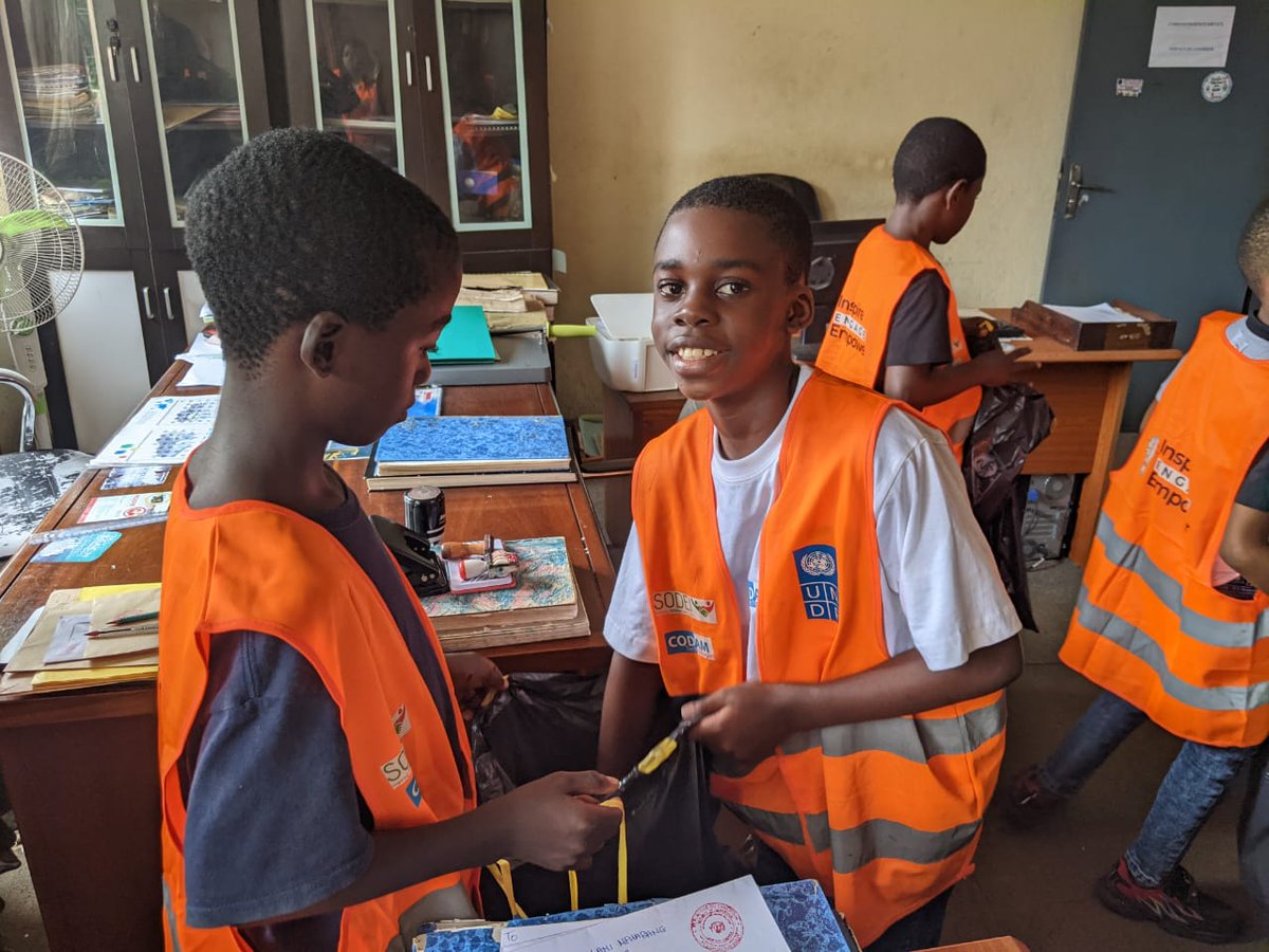 sodeiuk's tweet photo. The SOCOD CLEAN UP CAMPAIGN

...to build a stronger, resilient and prosperous nation, we must all take part in this shared narrative of change and prepare a new generation of responsive and responsible leaders. https://t.co/fxR1Lxr1XW