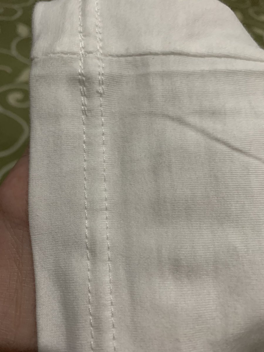 mabaundipp's tweet photo. Jastip kaos panjang/pendek buat odm undip warna broken white atau kaos polos berbagai warna untuk baju fakultas yaa.. ada berbagai ukuran bahan adem jahitan rapi dan tidak menerawang ya… yang mau atau tanya tanya bisa dm aku yaa start price from 50k https://t.co/ScaHN8YQq7
