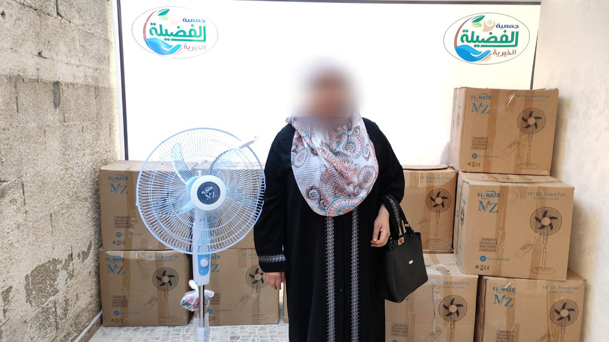 ALfdeela_Gaza's tweet photo. In this weather we suffer from high temperatures
A fan project has been provided for poor families
Thank you to everyone who donated, and we are still receiving your donations via the link https://t.co/eyo4BsyNds https://t.co/AykGgtsjir