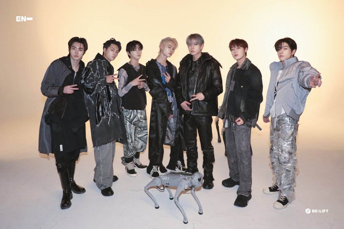 [PHOTO] 230808

ENHYPEN <ELLE MAN> Behind Photo Sketch 📸

(1/10)

<a href="/ENHYPEN_members/">ENHYPEN</a> <a href="/ENHYPEN/">ENHYPEN OFFICIAL</a> #ENHYPEN #엔하이픈 #ELLEMAN