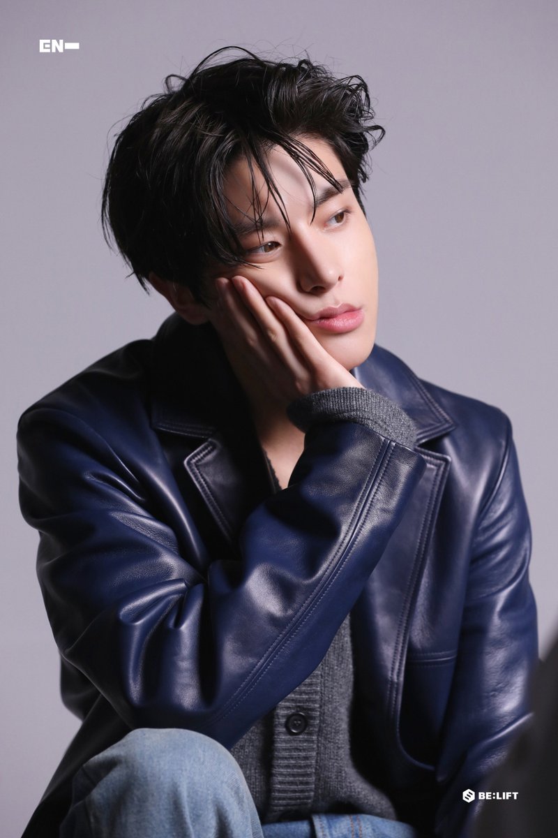 enhypenweverse's tweet photo. (7/10)

@ENHYPEN_members @ENHYPEN #ENHYPEN #엔하이픈 #ELLEMAN #JAKE #제이크 https://t.co/x7iII3KdRj