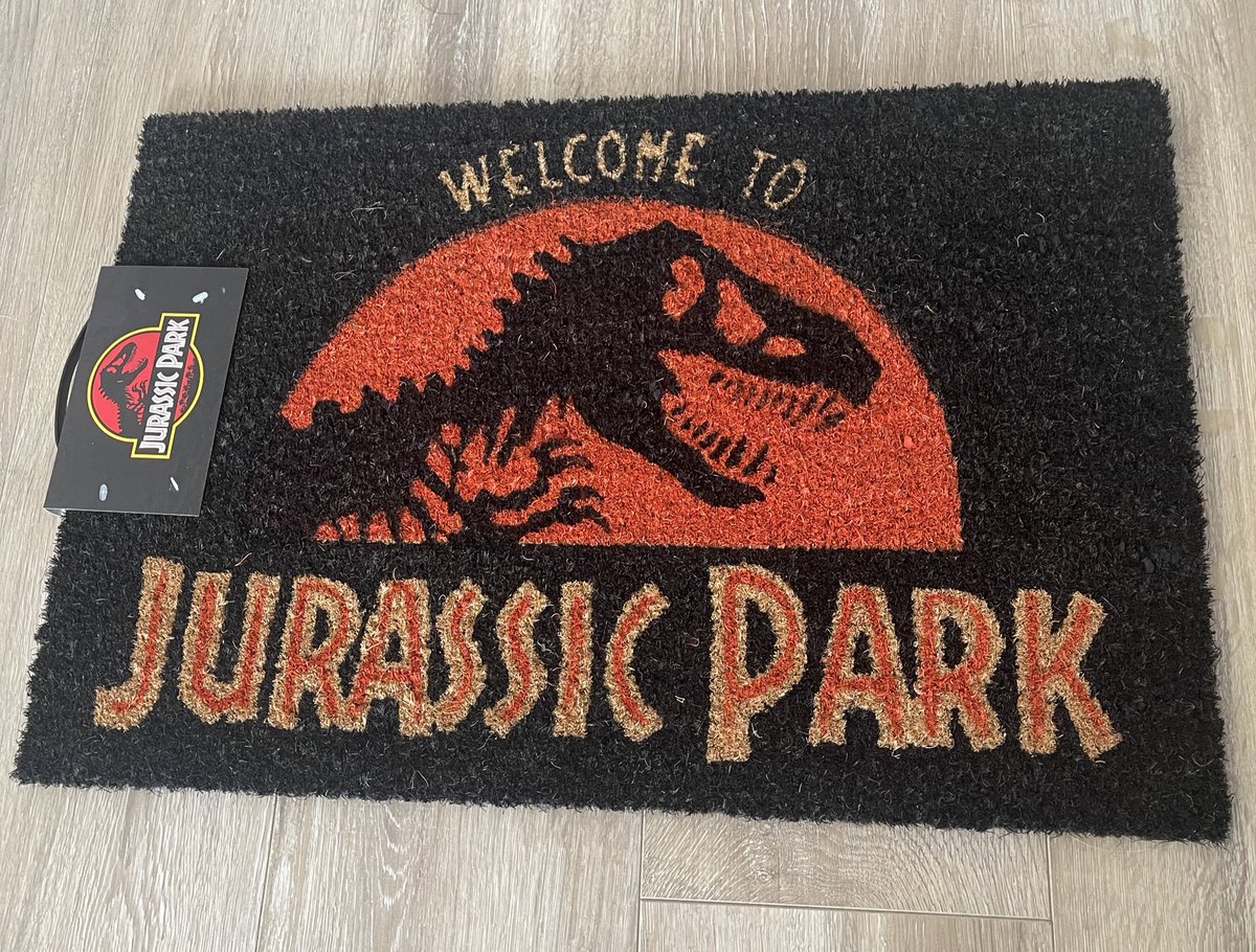 Mi abuela me pidió que le comprase un felpudo para la entrada de su casa, y le he comprado este 😂😂😂