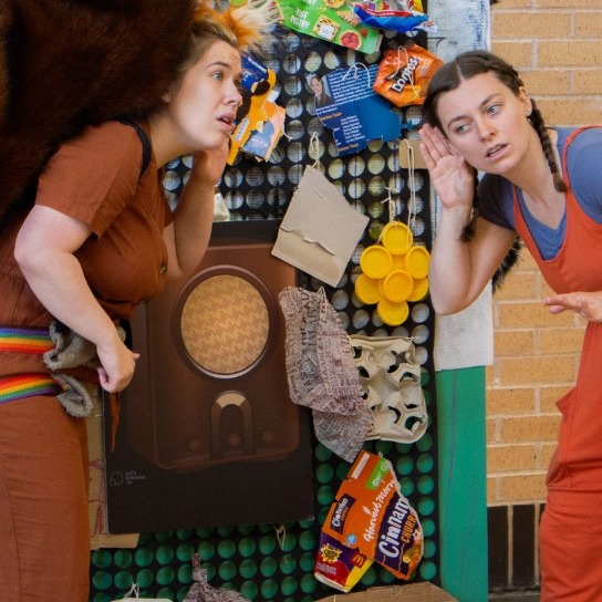 SkiptonTownHall's tweet photo. Join Squirrel and Felix the Fox as they get in touch with their animal instincts to conquer their fears and make a better future; not only for themselves but all the other creatures they meet!
10th August | 11:00am & 2:00pm
https://t.co/NzFs1IFwCw
#Performance
#natureweek https://t.co/dZdKX2ASgX