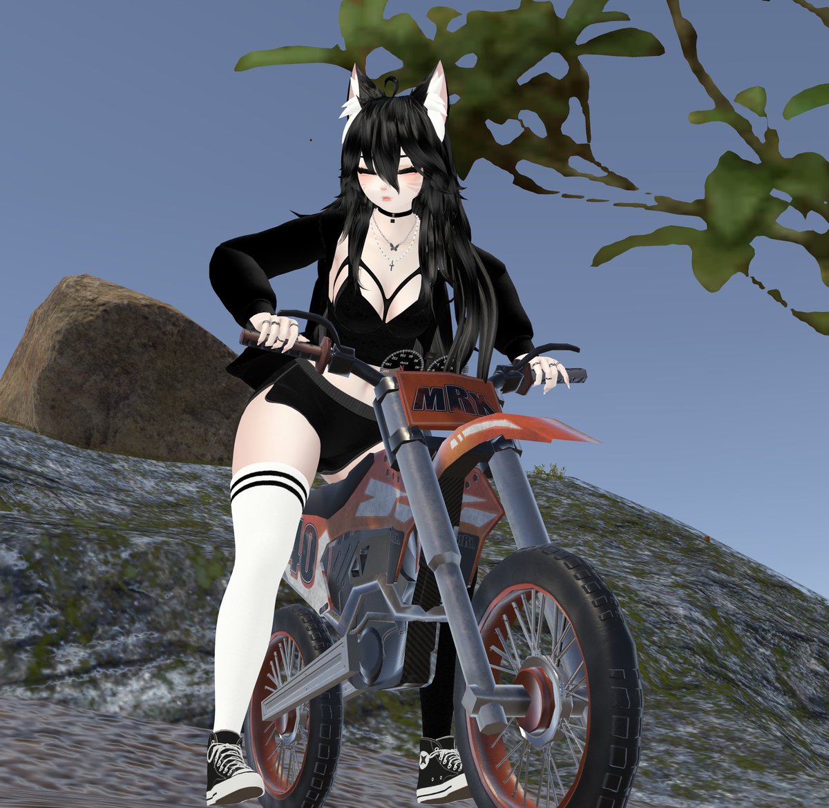 mattuwunya's tweet photo. went for a ride in @hyeonGFX new avatar😍😍Maki! Out now! #vrchat https://t.co/IMCPs43PBQ