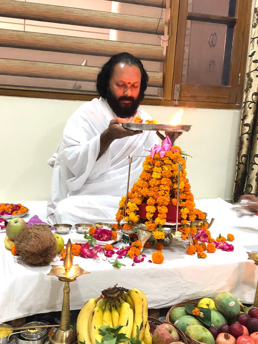 JGDSwamiji's tweet photo. #SravanRudraPuja2023  today morning Pooja from #bilga #ludhiana #Punjab 
#VaidicDharmaSansthanPunjab https://t.co/71XHoAUiQM