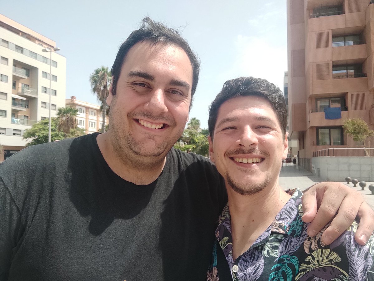 ReclutaDnB's tweet photo. Desvirtualizando a gente preciosa! Gracias por este rato, compañero!! 🤗 https://t.co/GwzA8TnBAI