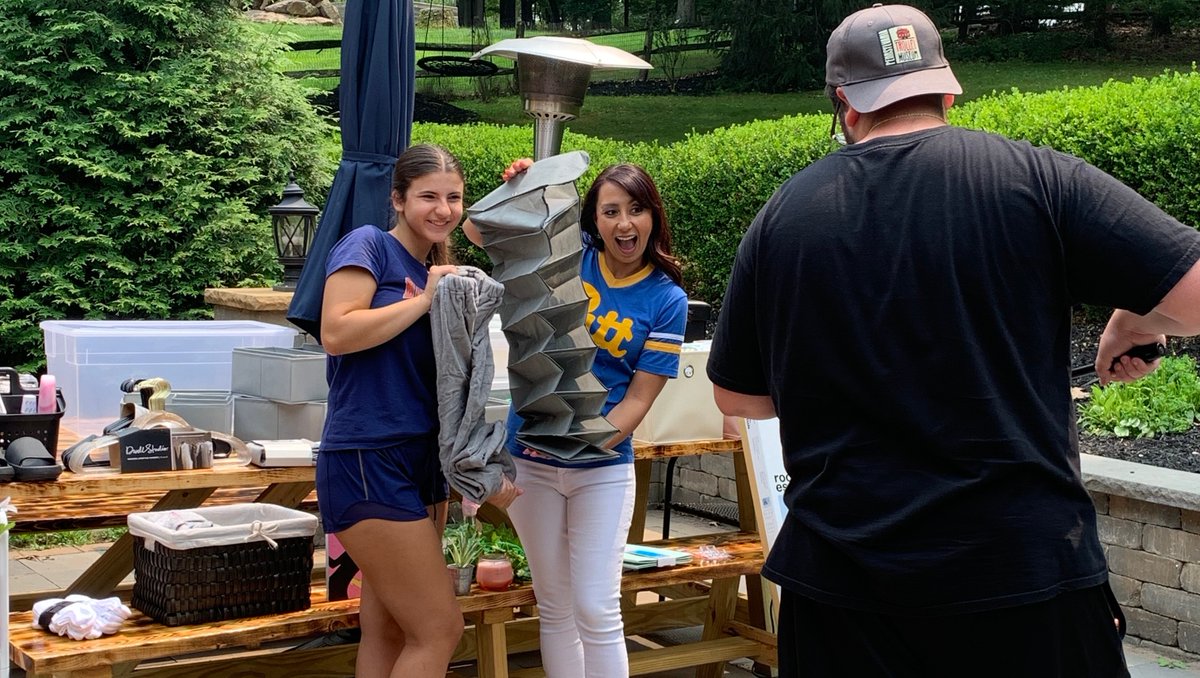 DaisyJadeTV's tweet image. 🎒Heading to #COLLEGE? We're giving you (and your parents!) some shopping tips to maximize your #dorm space! 

9am on @Pghtodaylive on @KDKA &amp;amp; 1 PM on @PittsburghsCW.

📸 Thanks to Nikki C. and her daughter Gabriella for the tips! 💡

#Collegestudents #Collegebound #DormHacks