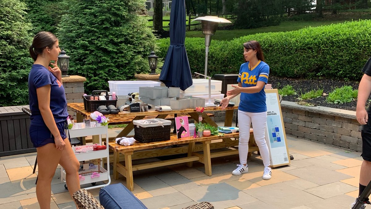 DaisyJadeTV's tweet image. 🎒Heading to #COLLEGE? We're giving you (and your parents!) some shopping tips to maximize your #dorm space! 

9am on @Pghtodaylive on @KDKA &amp;amp; 1 PM on @PittsburghsCW.

📸 Thanks to Nikki C. and her daughter Gabriella for the tips! 💡

#Collegestudents #Collegebound #DormHacks