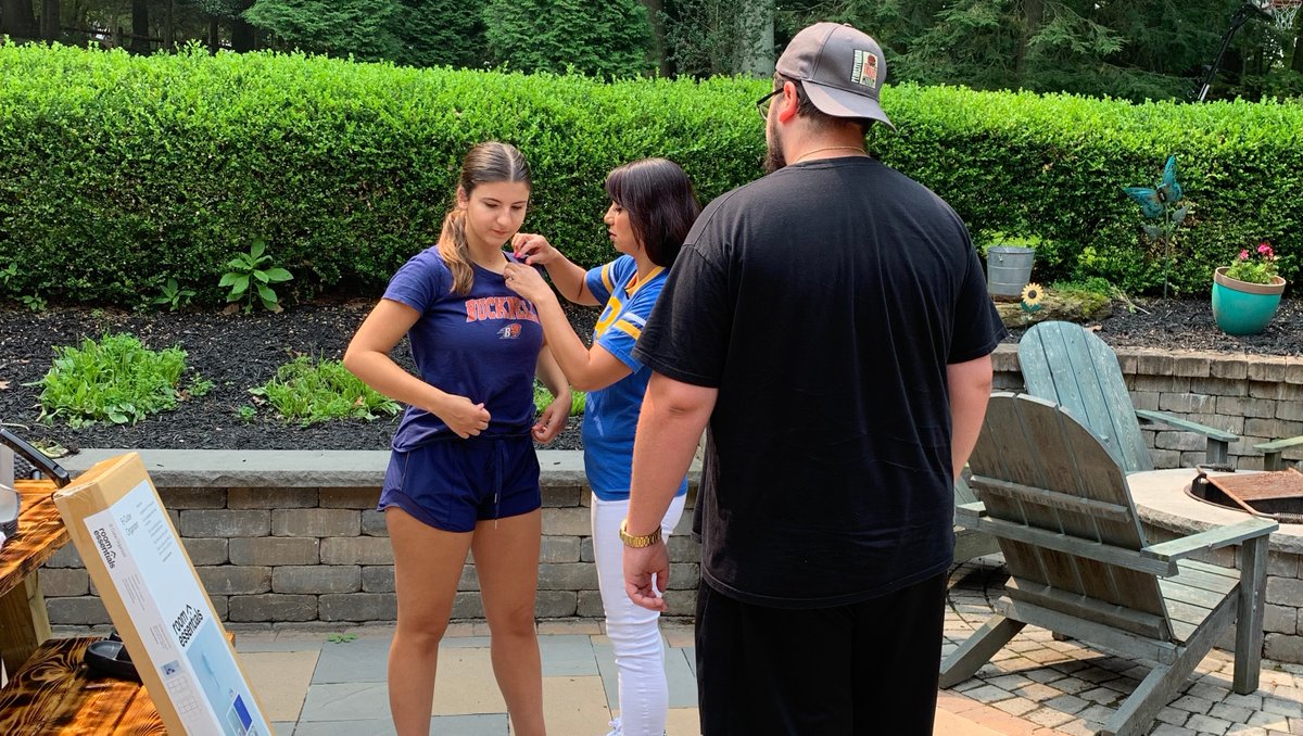 DaisyJadeTV's tweet image. 🎒Heading to #COLLEGE? We're giving you (and your parents!) some shopping tips to maximize your #dorm space! 

9am on @Pghtodaylive on @KDKA &amp;amp; 1 PM on @PittsburghsCW.

📸 Thanks to Nikki C. and her daughter Gabriella for the tips! 💡

#Collegestudents #Collegebound #DormHacks