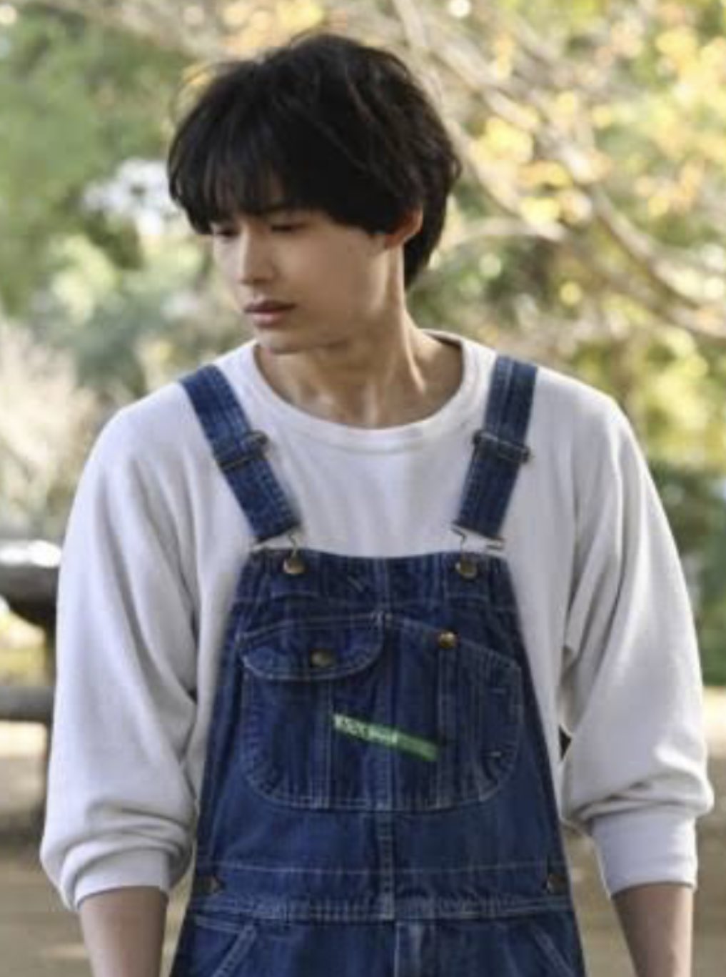 【松村北斗さん着用】24SS メアグラーティア オーバーサイズ フレイド ニット 松村北斗」のアイデア 7 件 | 松村北斗, 北斗, 松村