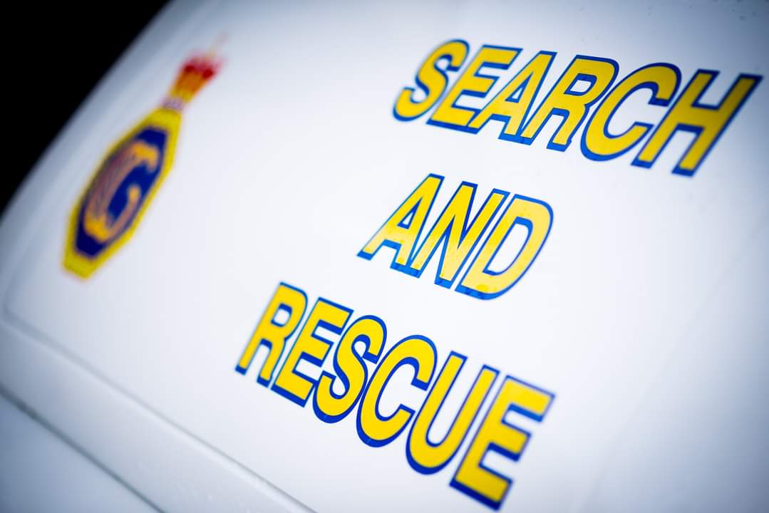 📟 BEEP BEEP BEEP 📟
CALLOUT! 61/2023
07/08/23 21:44

Second callout of the day for the team.

Team paged to reports of a person struggling against the wind and tide in an inflatable kayak off Selsey.

READ THE FULL STORY HERE...
m.facebook.com/story.php?stor…