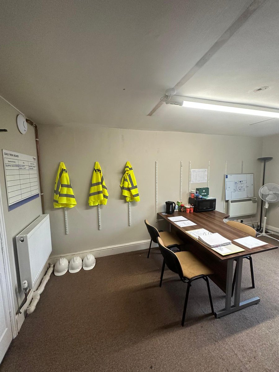 TRSConstruction's tweet photo. Site safety is paramount, particularly when dealing with construction projects on listed buildings. Preserving the integrity of these structures demands extra caution and expertise. Our team and D&amp;J Scaffolding, fully grasped the importance of this during the initial site set up. https://t.co/ZjCfxPNiGu