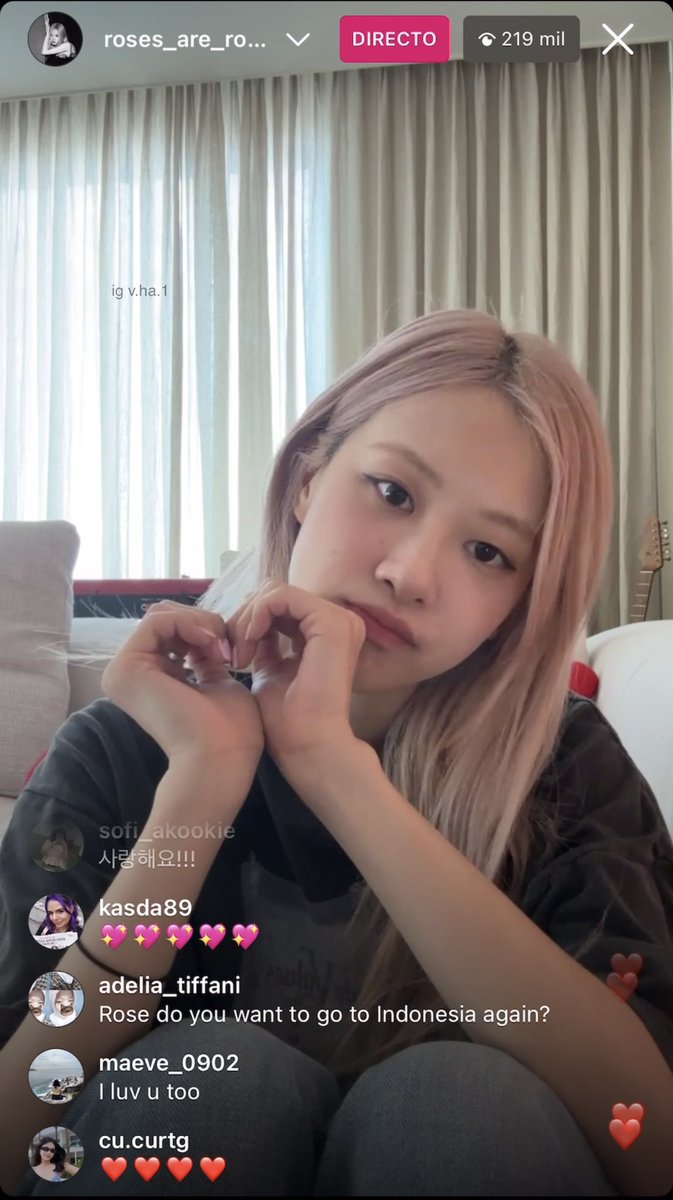 easy_blacks's tweet photo. #LISA #JISOO y #ROSÉ ya hicieron live 😭♥️
Solo me falta estar en el de JENNIE ♥️

ALWAYS WITH BLACKPINK
#7YearsWithBLACKPINK
#FOUReverWithBlackpink #LATAMLovesBLACKPINK @BLACKPINK https://t.co/oHemPJcSO3