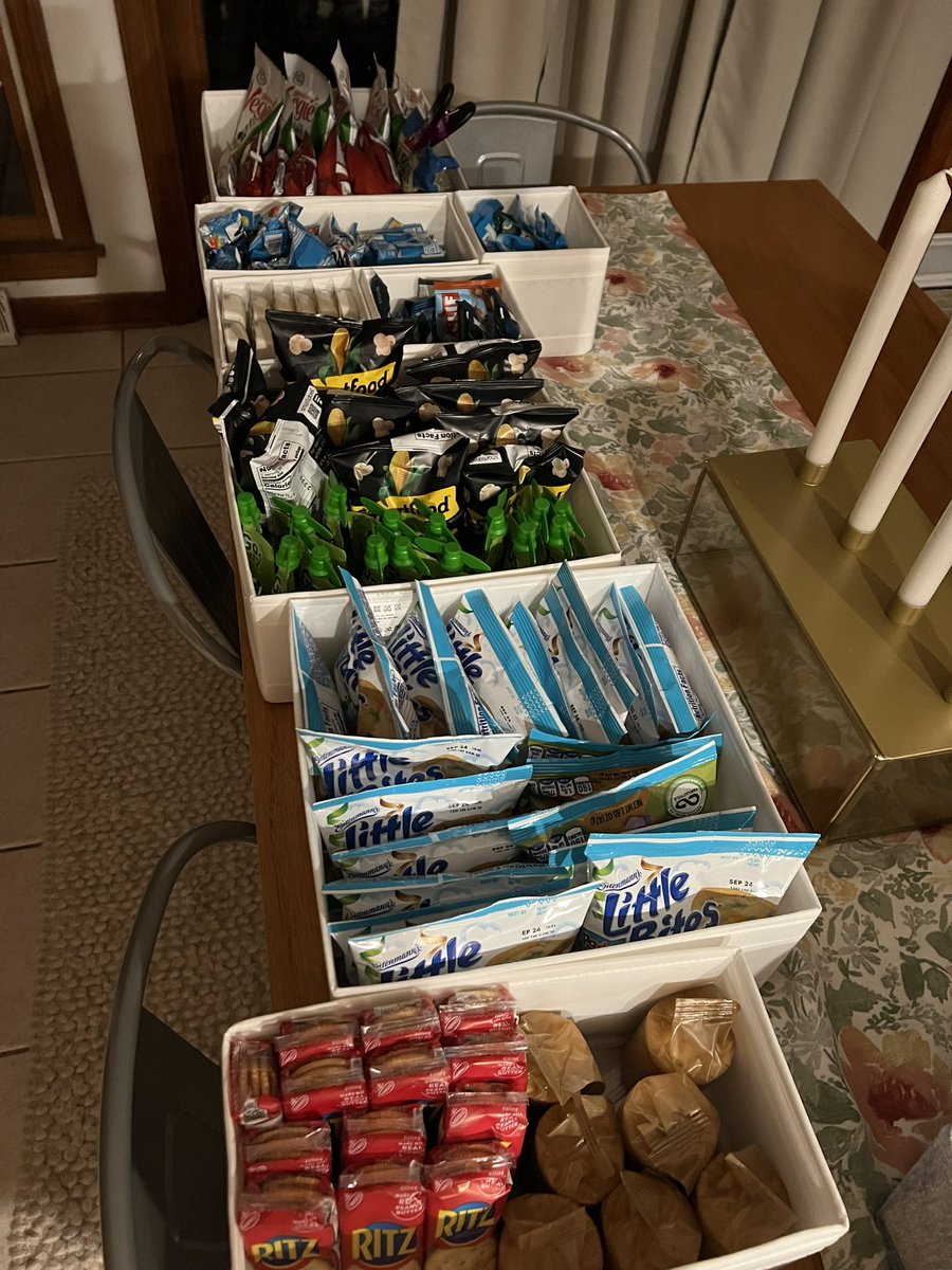 Ashli Detweiler tweet media