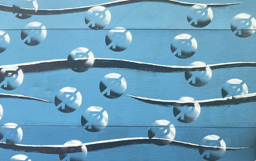 The purpose of the new chemical hazard classes #PMT and #vPvM  are  to prevent persistent substances like #PFAS from entering and accummulating in #water resources

A recent paper criticized the #PMT criteria based on misconceptions. 

We clarified:
sciencedirect.com/science/articl…

1/5